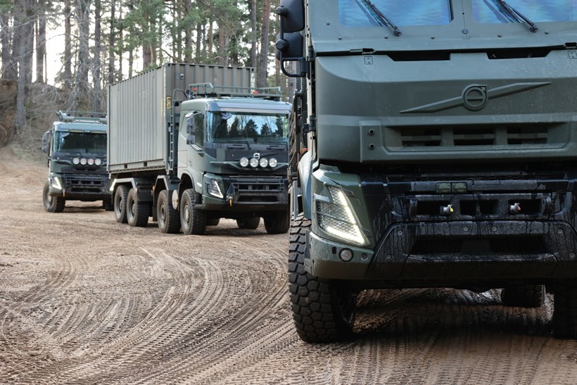 Volvo Defense στρατιωτικά οχήματα DEFEA 2025