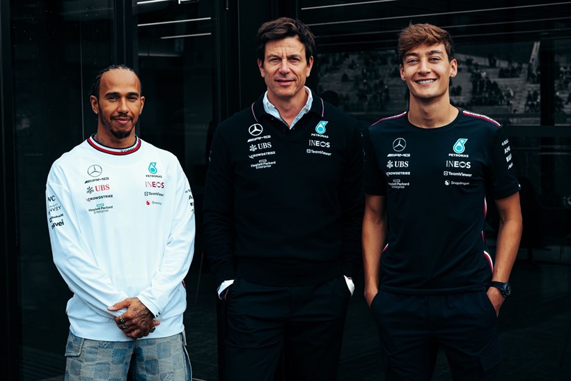 Mercedes F1 ανανέωση συμβολαίων για Hamilton και Russell