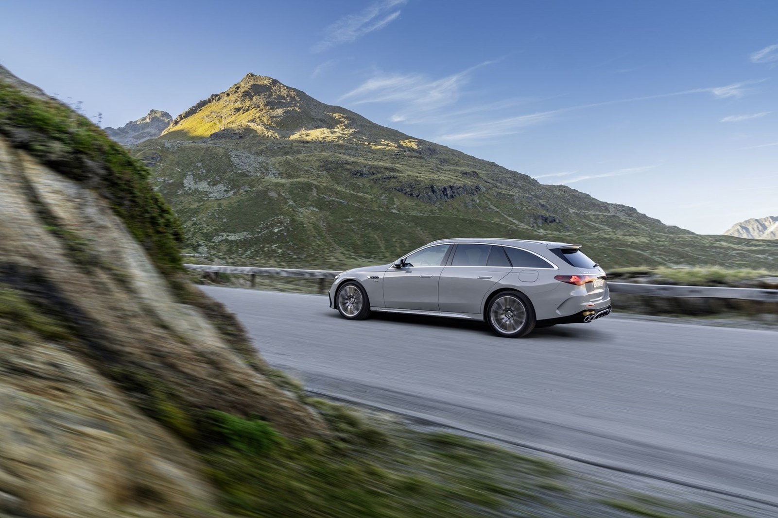 Mercedes-AMG E 53 Hybrid 4Matic+ Station Wagon