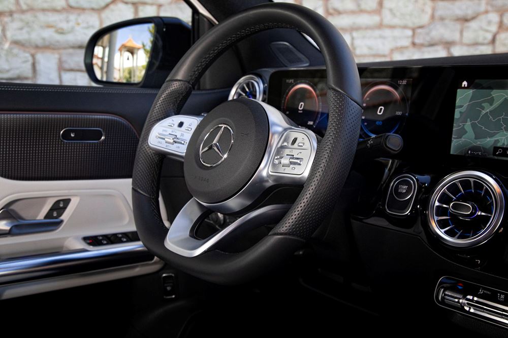 Mercedes EQA 250