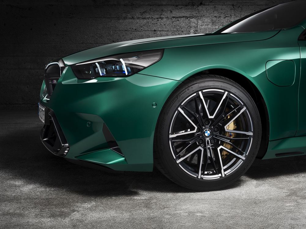 BMW M5 2024
