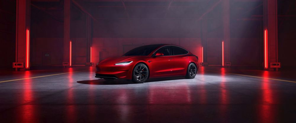 Tesla Model 3 Performance Highland 2024