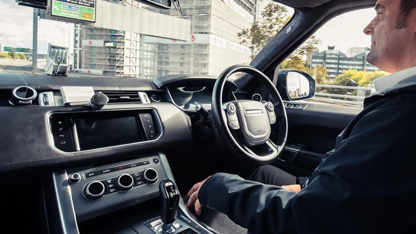 Αυτόνομη οδήγηση Land Rover