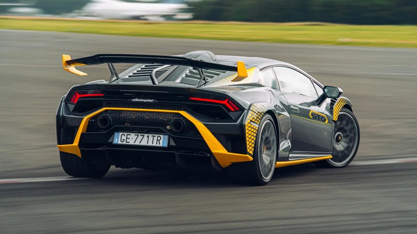 Lamborghini Huracan STO