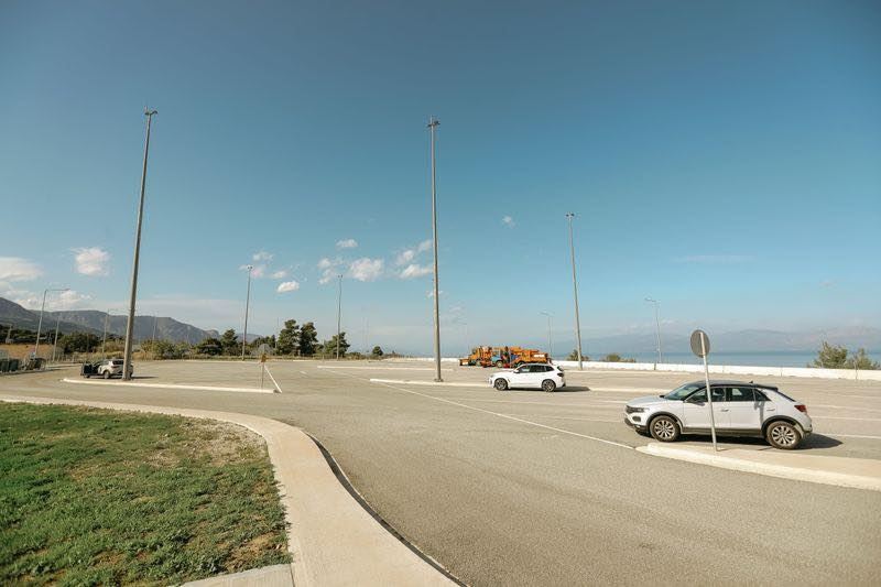 Ολυμπία Οδός Πάρκινγ φορτηγών Ακράτα