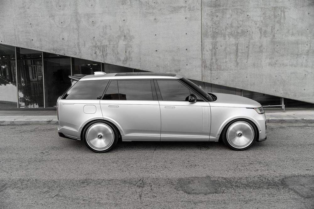 Kim Kardashian Range Rover