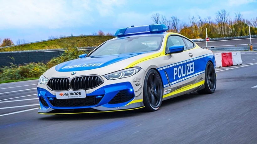 BMW 850i AC Schnitzer police car