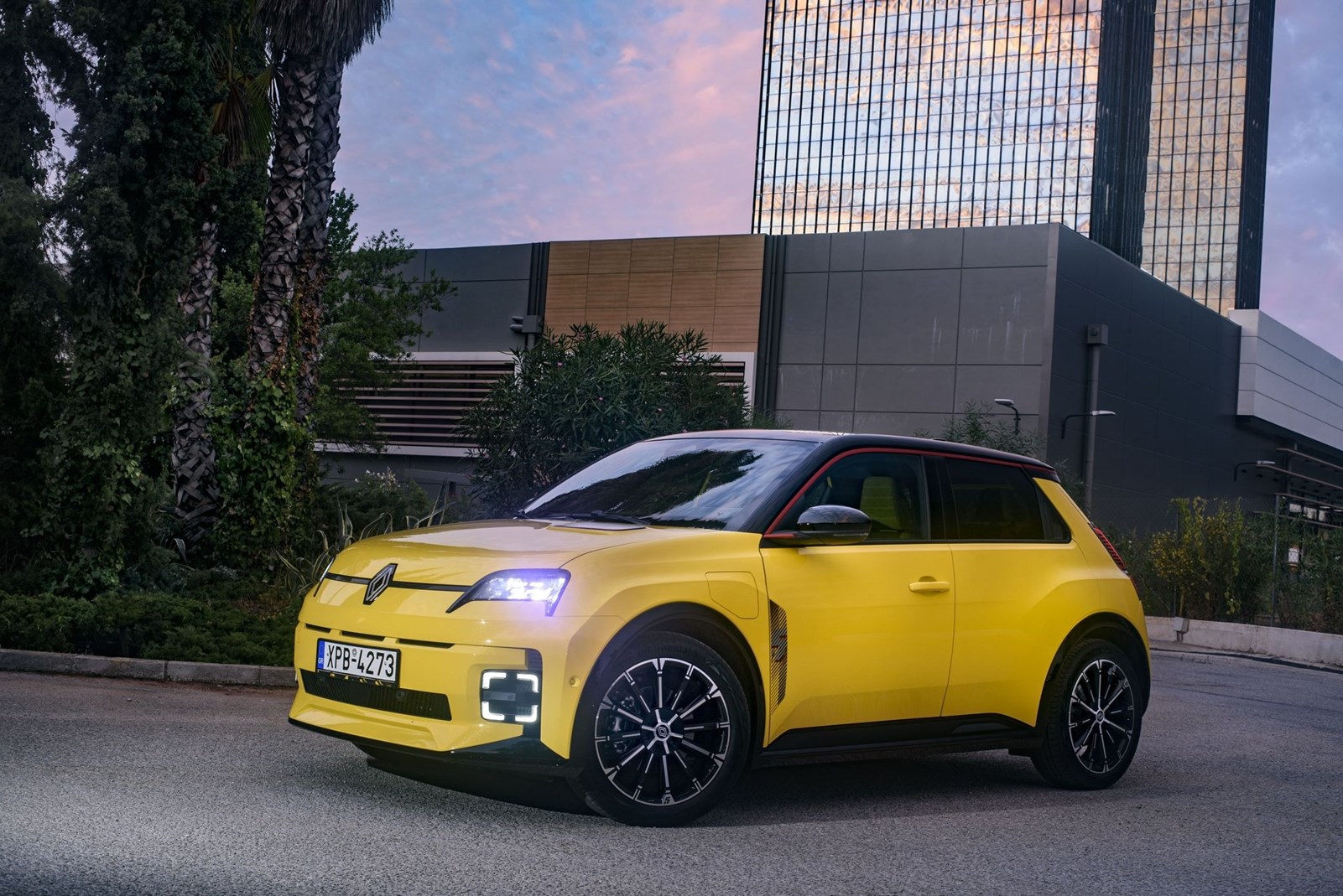 Renault 5 E-Tech Electric 2025