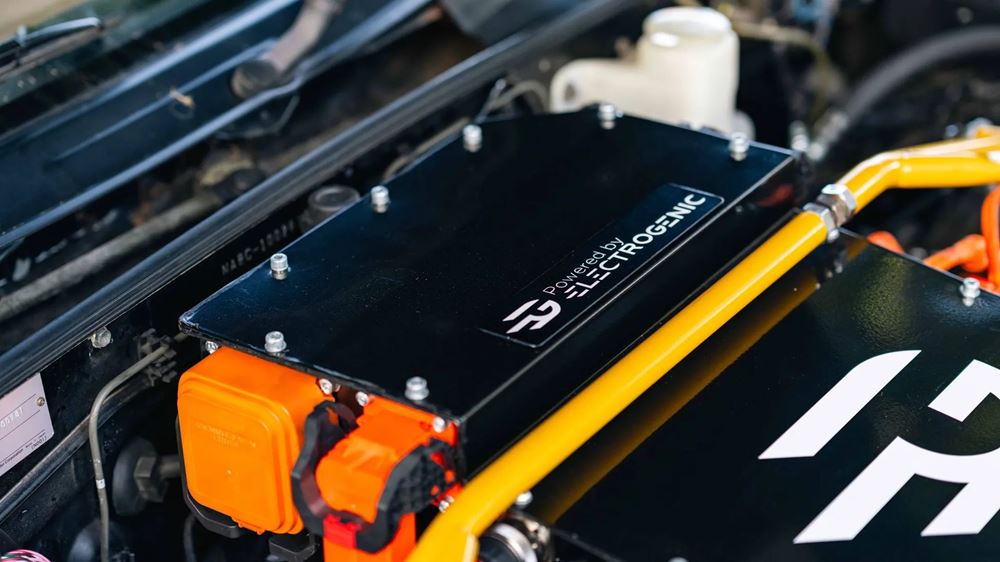 Electrogenic Mazda MX-5