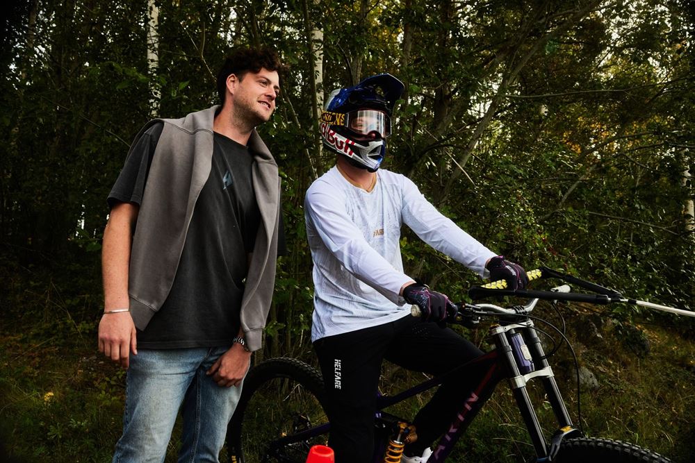 Red Bull ποδήλατο Scania Αυτόνομα φορτηγά