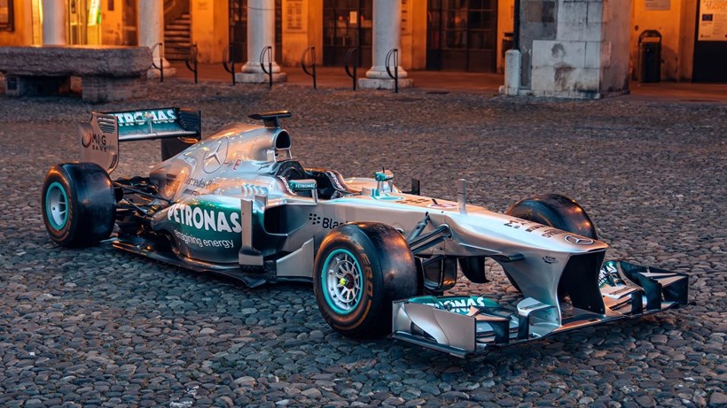 Mercedes F1 W04