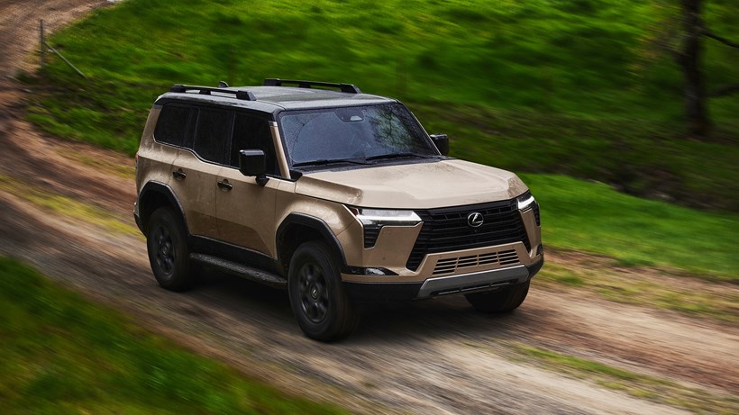 Lexus GX SUV Off ROad 2024