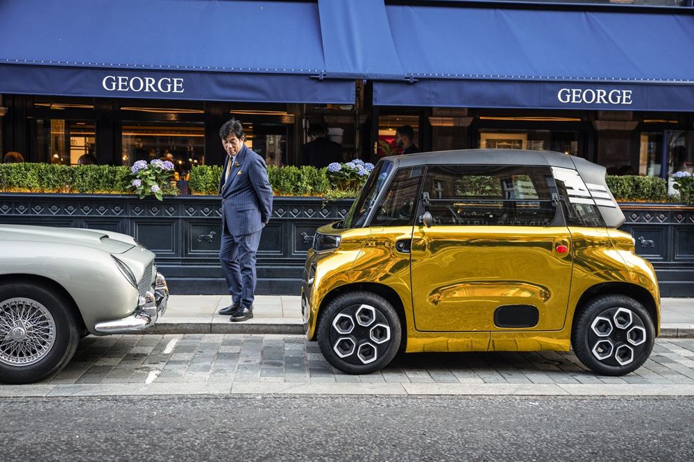 Citroen Ami Χρυσό στο Λονδίνο