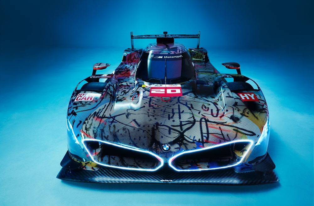 BMW M Hybrid V8 art car
