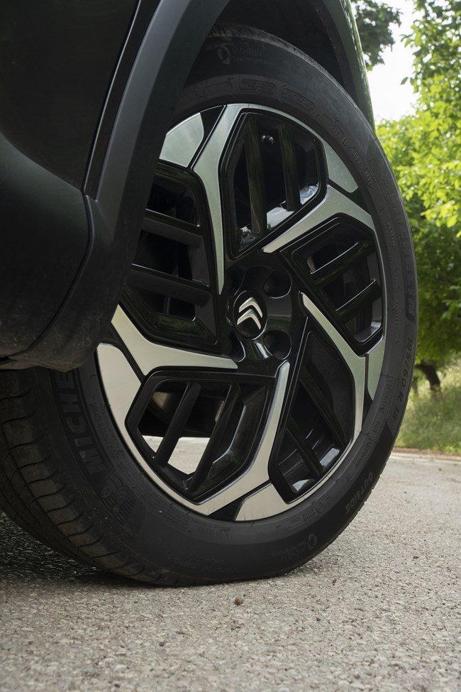 Citroen C4 X 1,2 130 EAT8