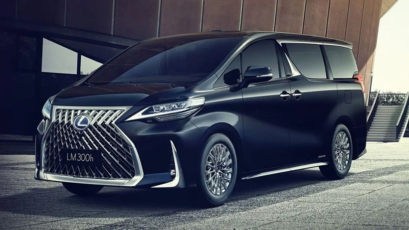 Lexus LM