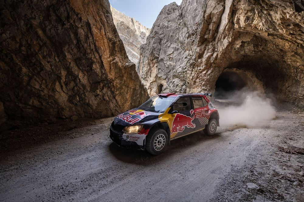 Red Bull Φαραγγι Τουρκία Skoda Fabia Rally BMW F900 GS