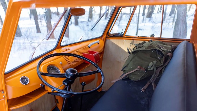 Το εκτός δρόμου όχημα VW Half-track Fox