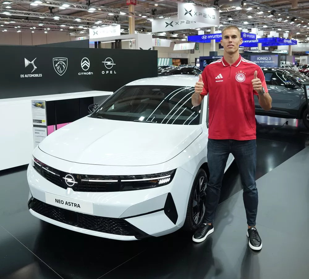 Opel Auto Athina παίκτες του Ολυμπιακού