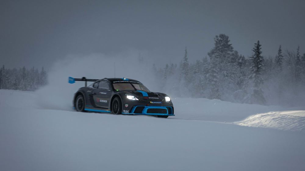 Porsche GT4 e-Performance ICE Experience