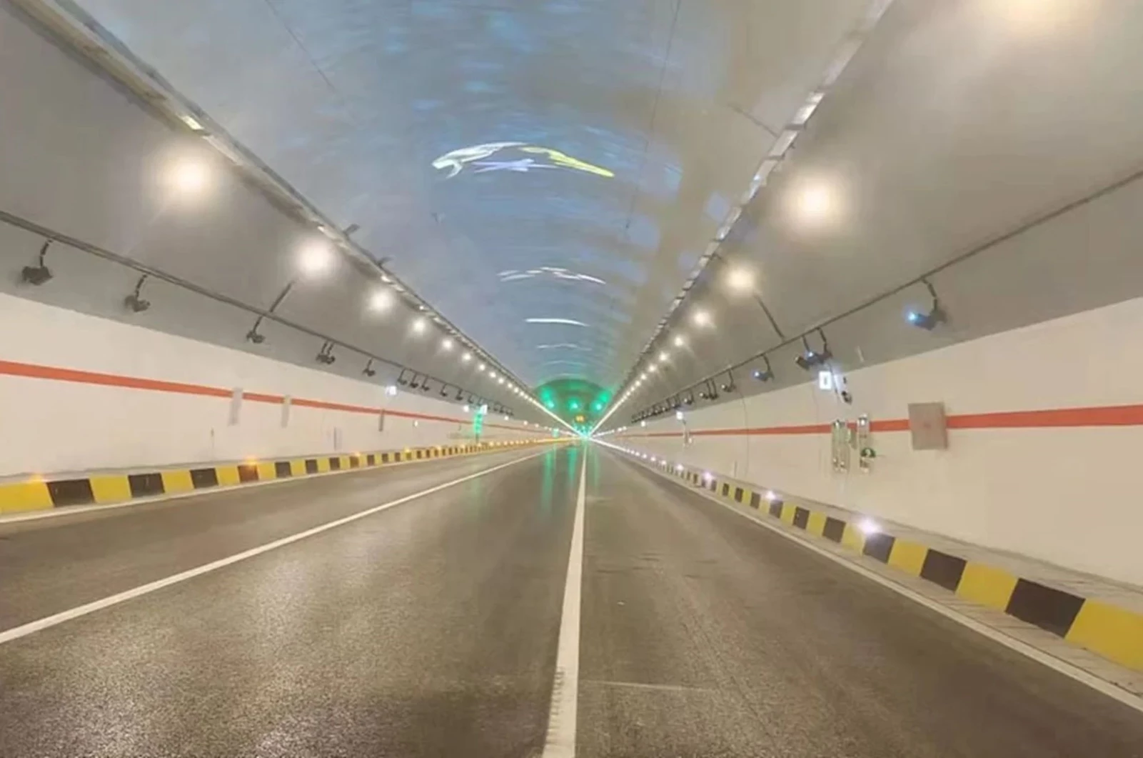 Tiantaishan Tunnel Κίνα