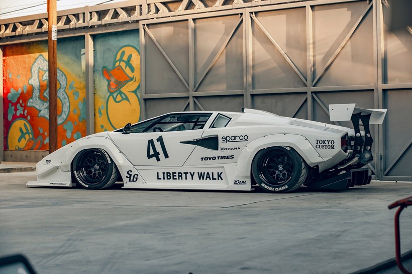 Lamborghini Countach Liberty Walk Tokyo Auto Salon 2024