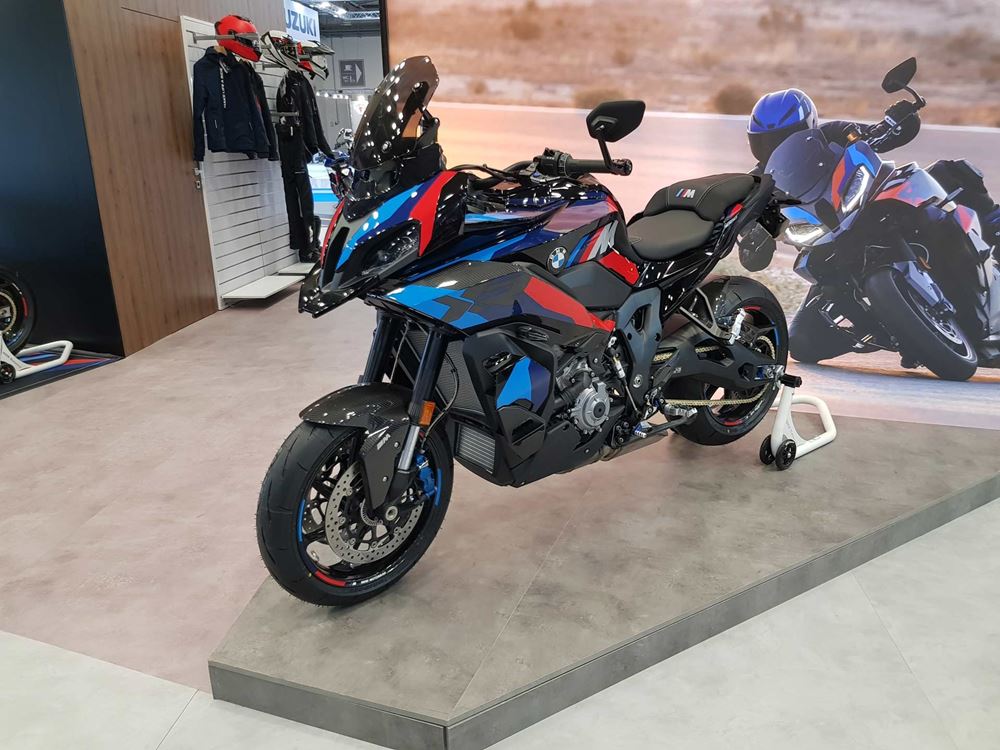 ekthesi motosikletas 2024