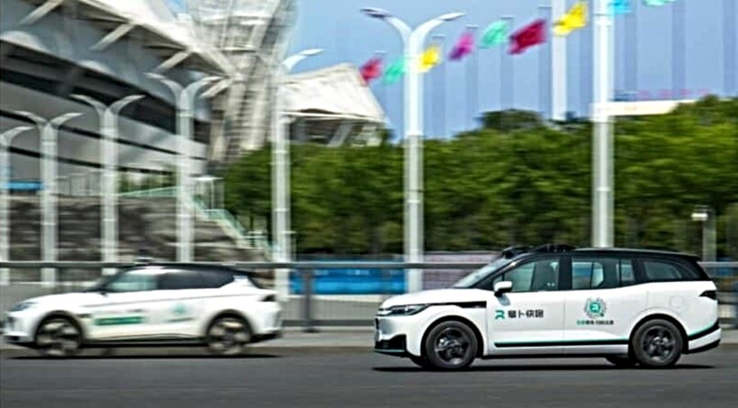 Baidu Apollo Go robotaxi