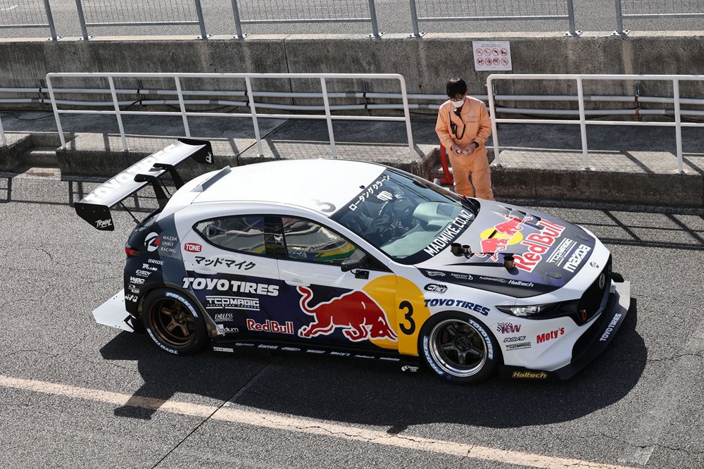 Mazda3 Mad Mike Pikes Peak