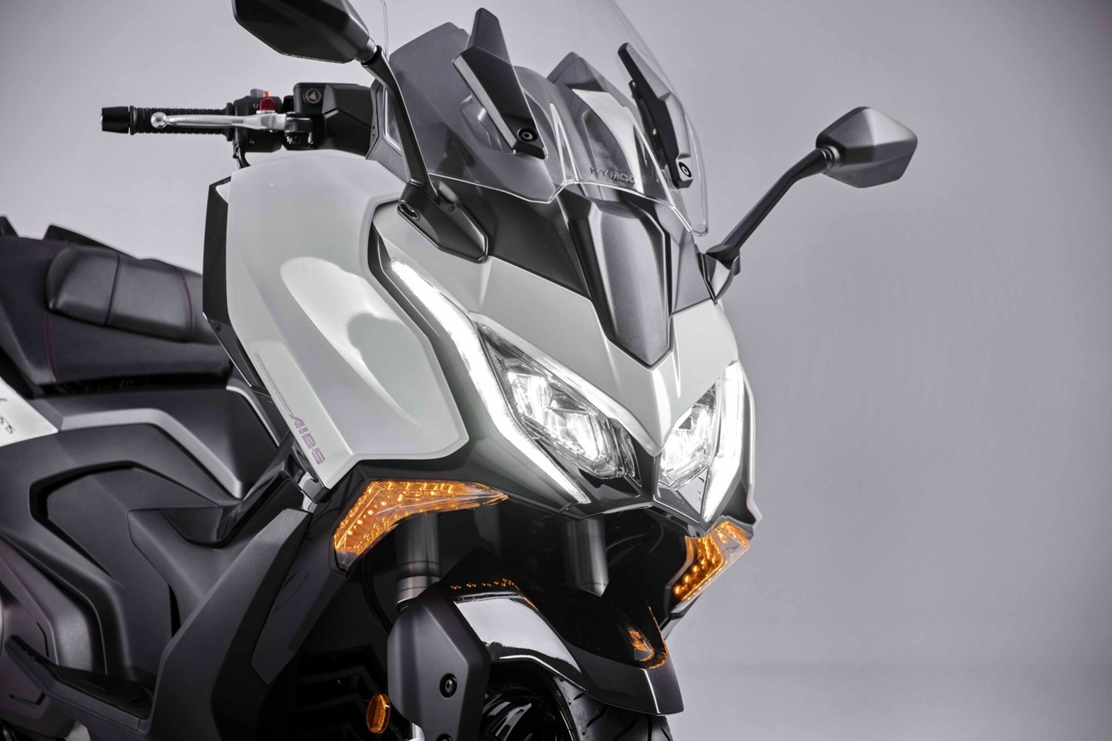 Kymco AK 575 Premium 2025