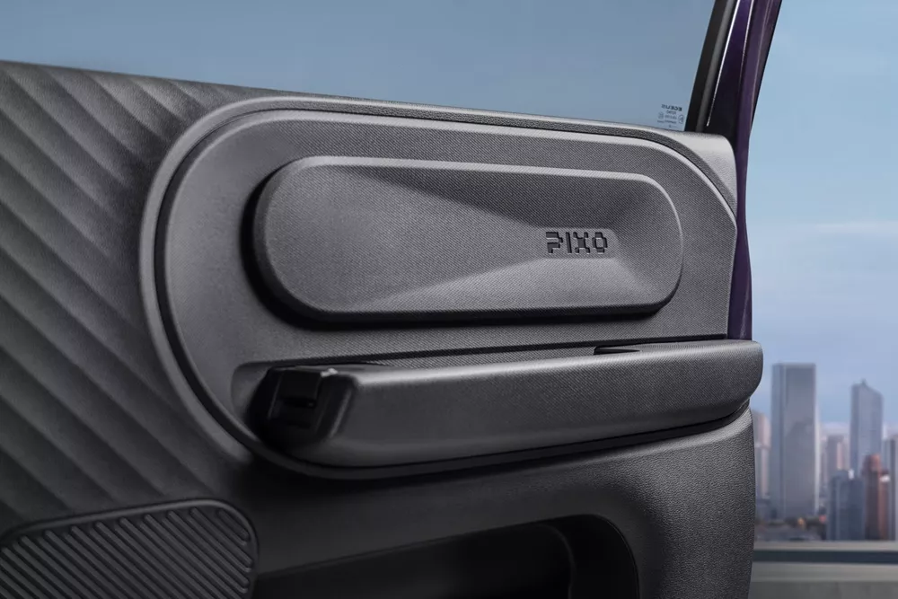 Nissan Pixo