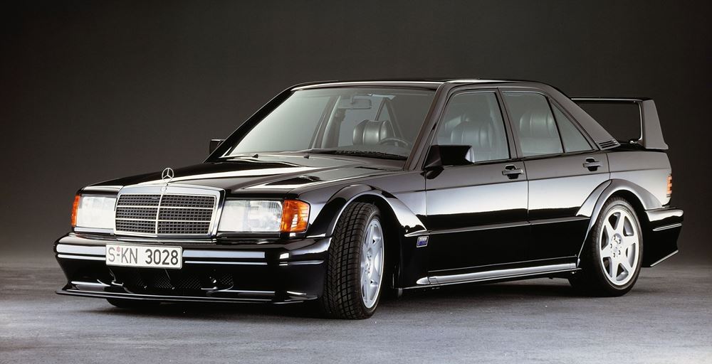 Mercedes 190E Evo II HWA Restomod