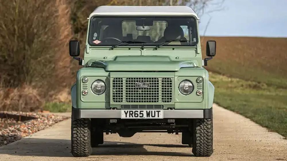 Land Rover Defender 110 Heritage Edition