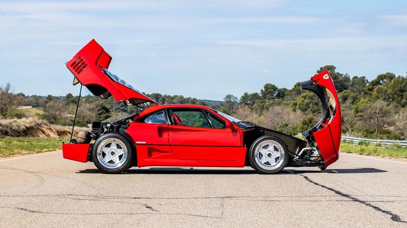 1990 Ferrari F40 - Alain Prost