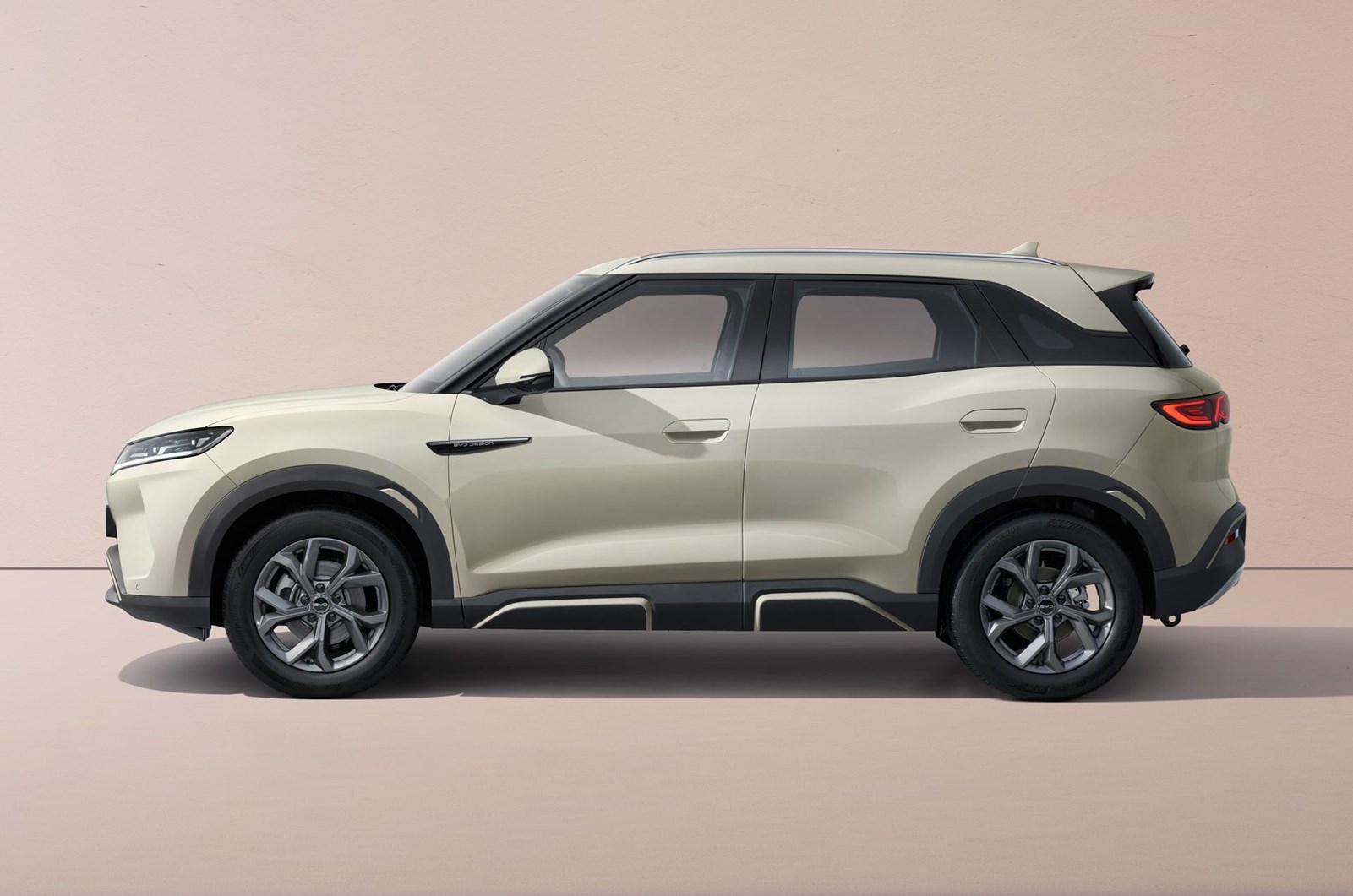 BYD Atto 2 SUV