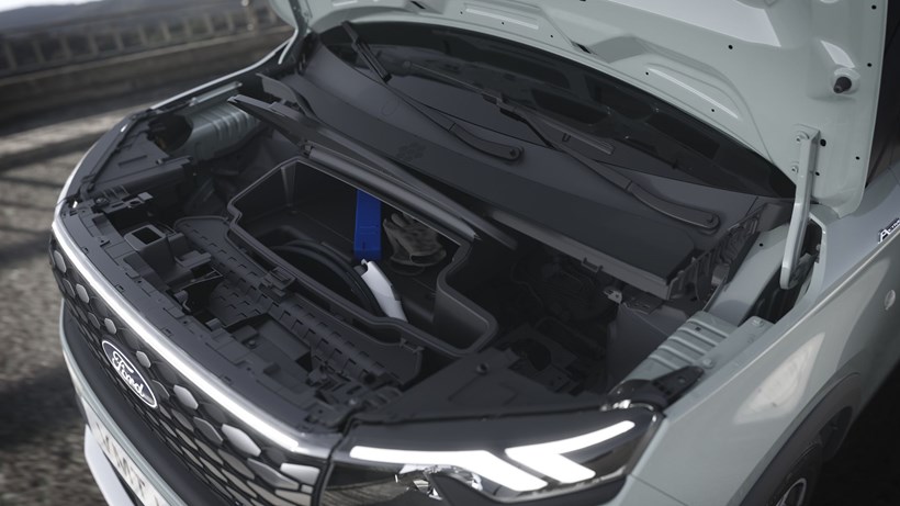 Ford E-Tourneo Courier 2023
