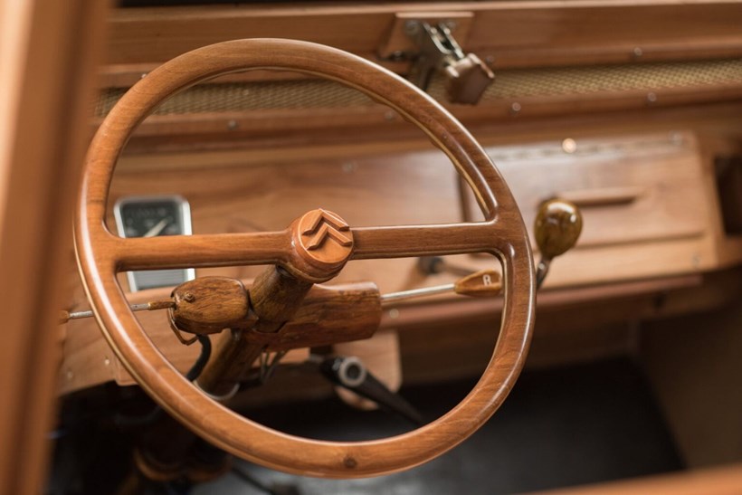 Citroen 2CV wood