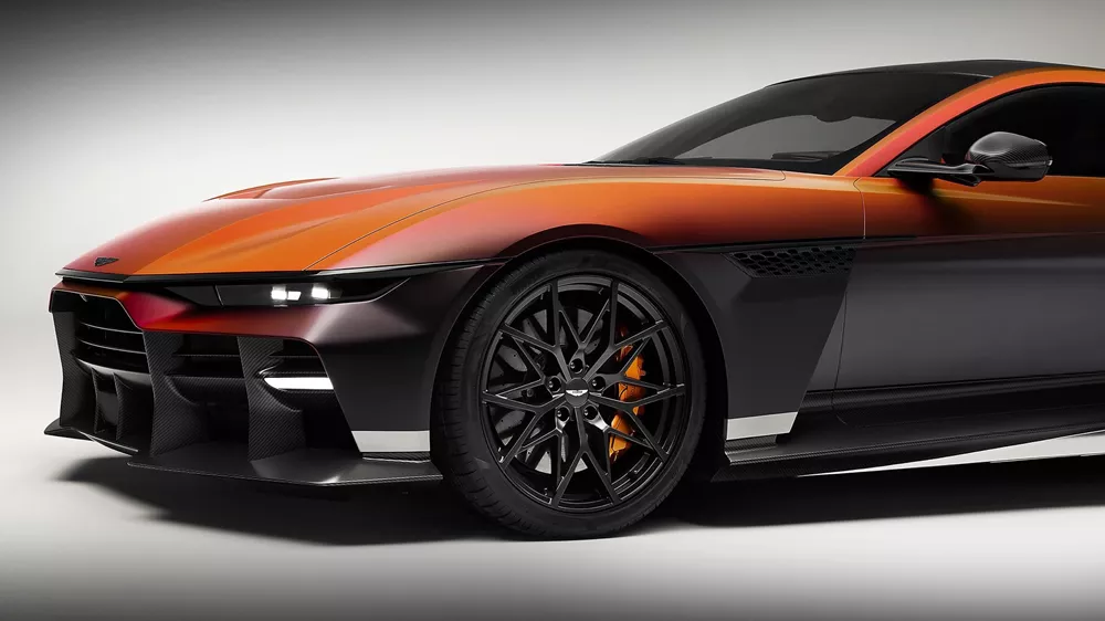 Aston Martin Valen