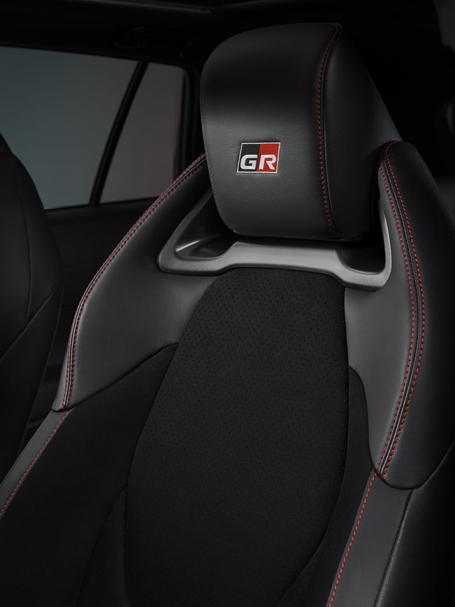 Toyota corolla cross gr sport 2025