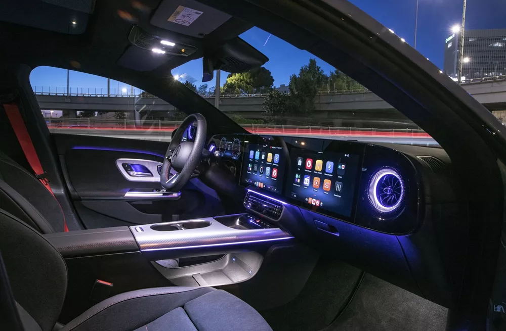 Mercedes-Benz CLA 200