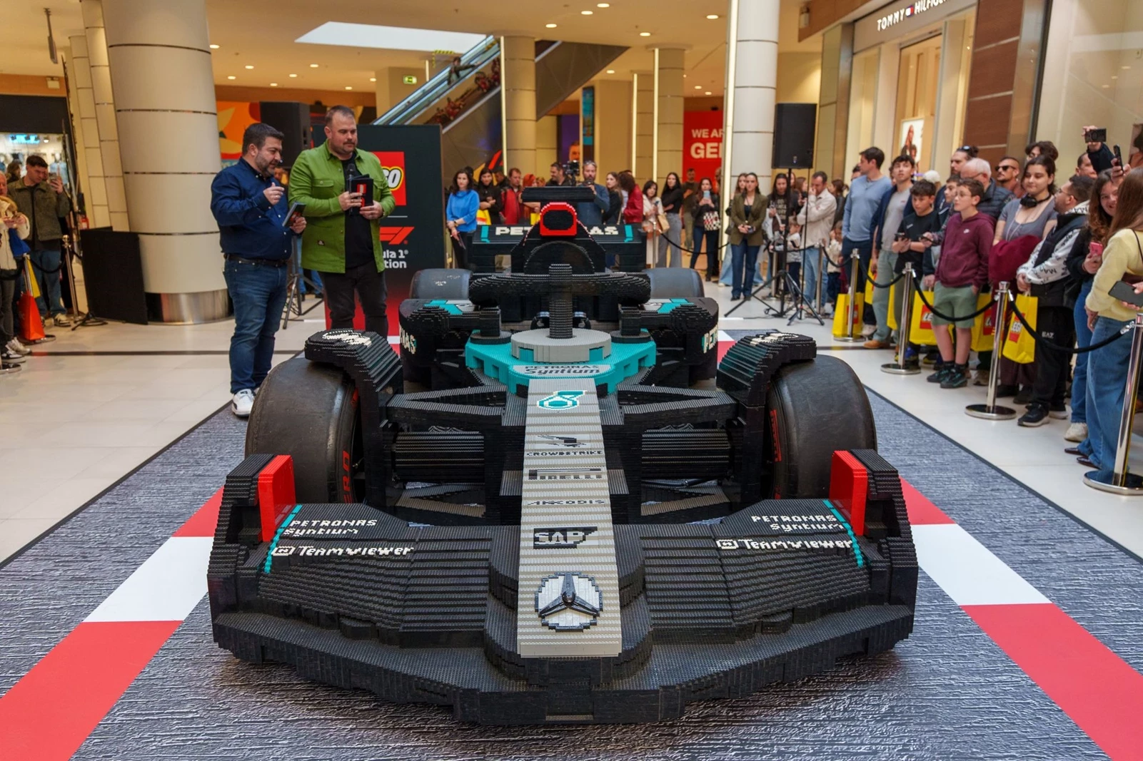 LEGO® F1® Mercedes-AMG Petronas