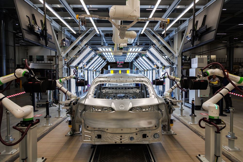BMW iX3 γραμμή παραγωγής εργοστάσιο Debrecen Ουγγαρία