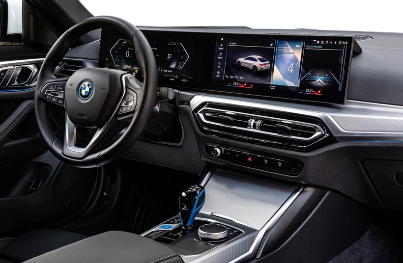 BMW i4