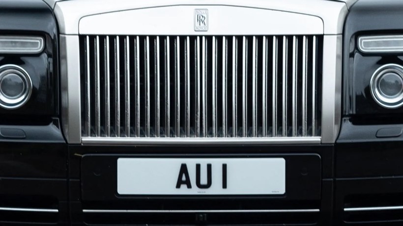Rolls Royce Phantom Goldfinger plate