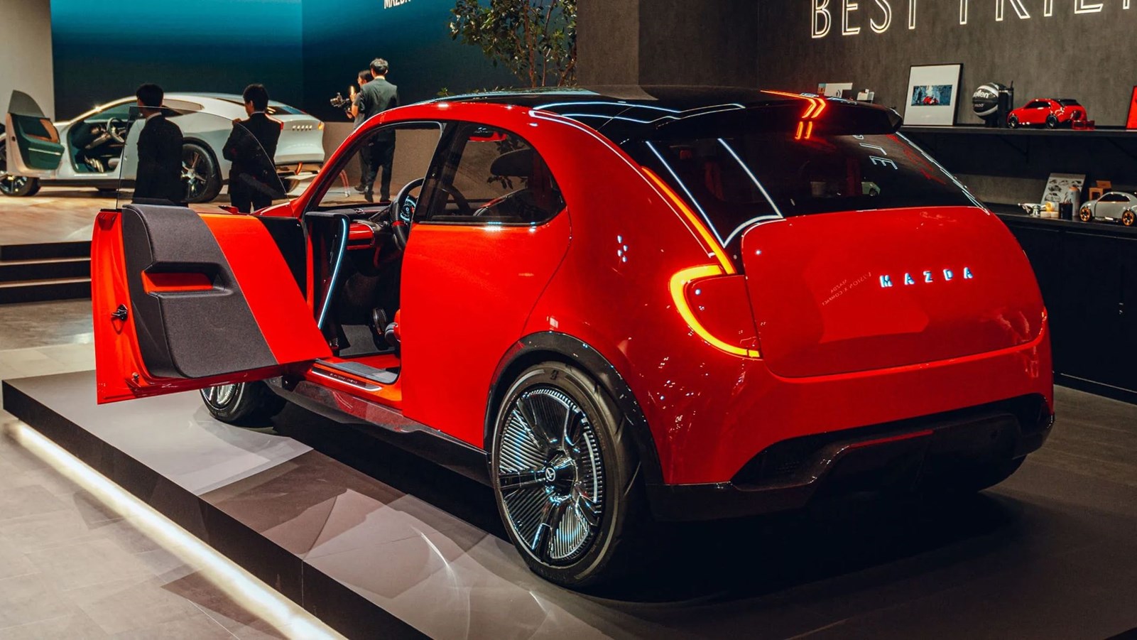 Mazda Vision X-Compact