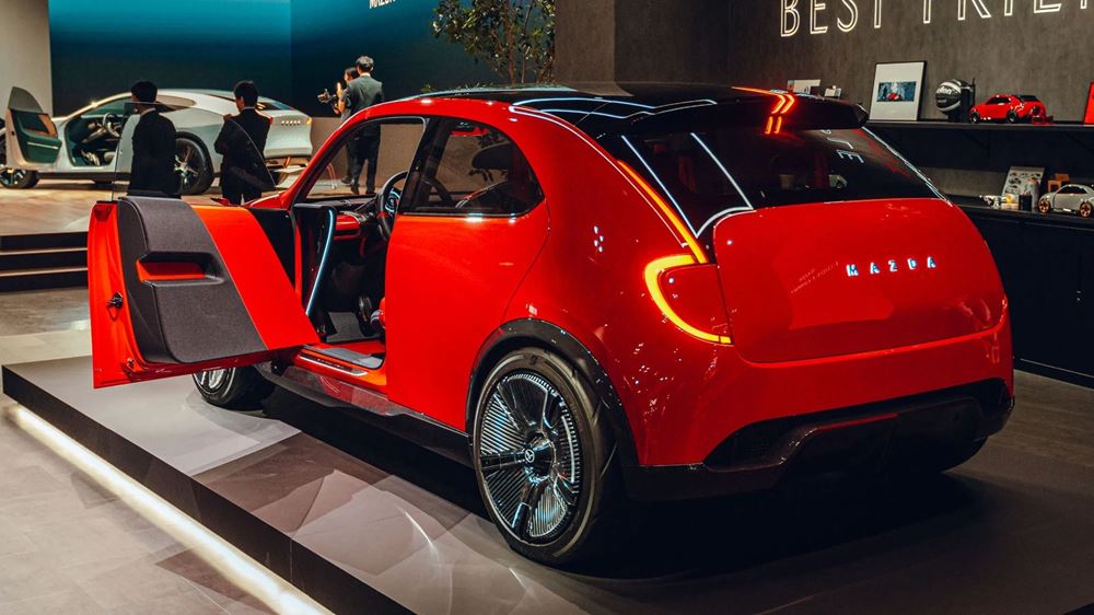 Mazda Vision X-Compact