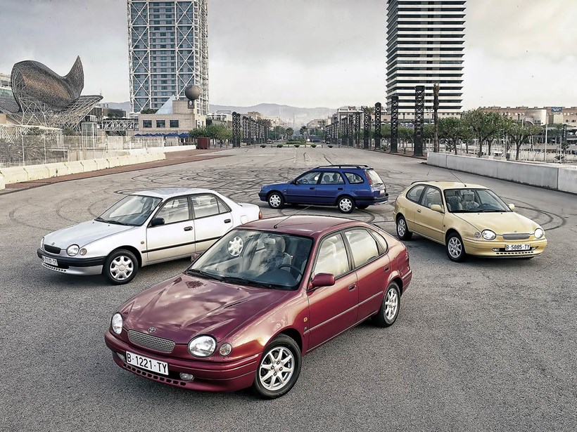 Toyota Corolla ogdoi genia