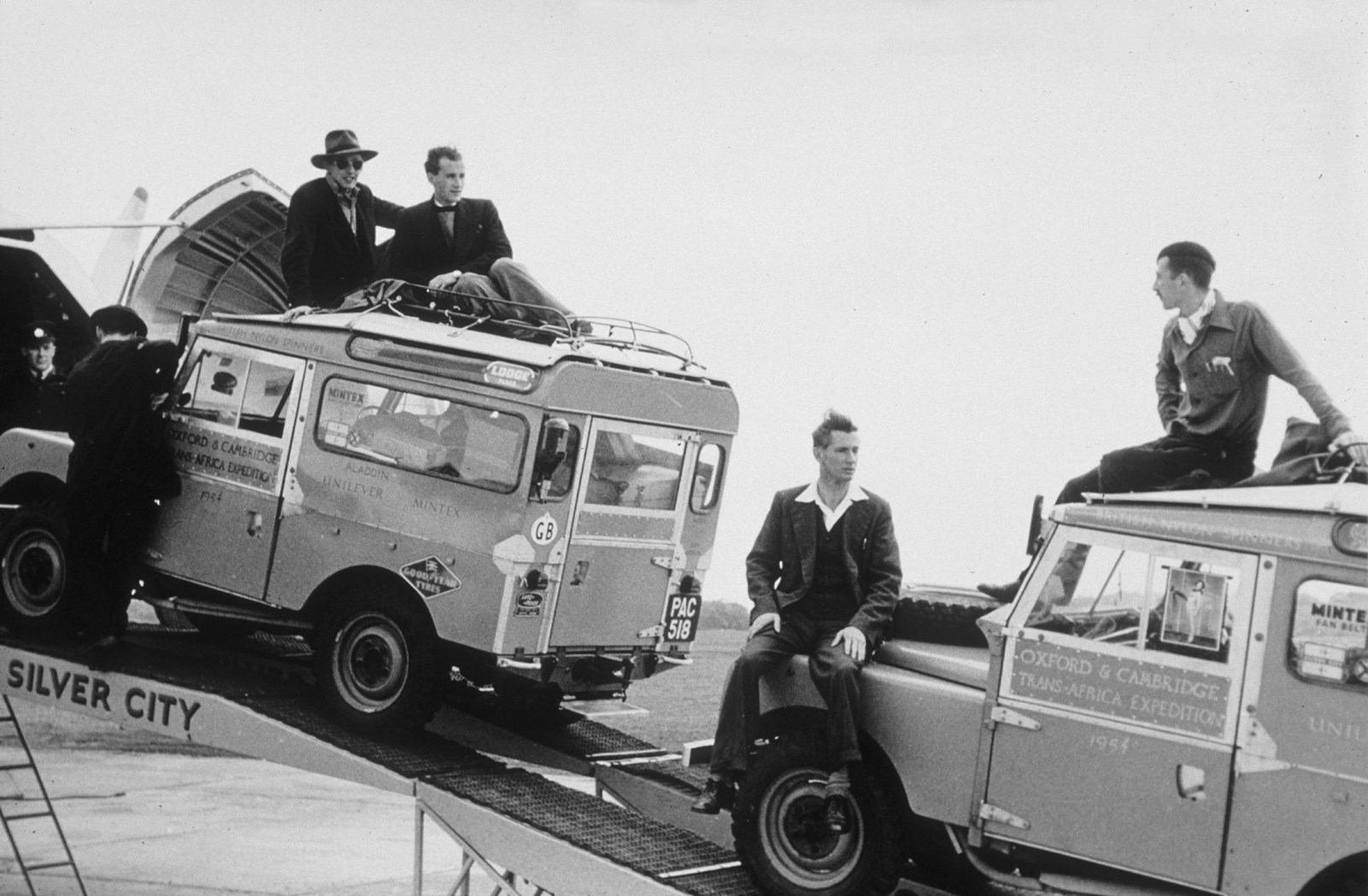 Land Rover Campbridge