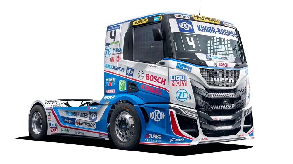 Iveco S-Way Hahn Racing