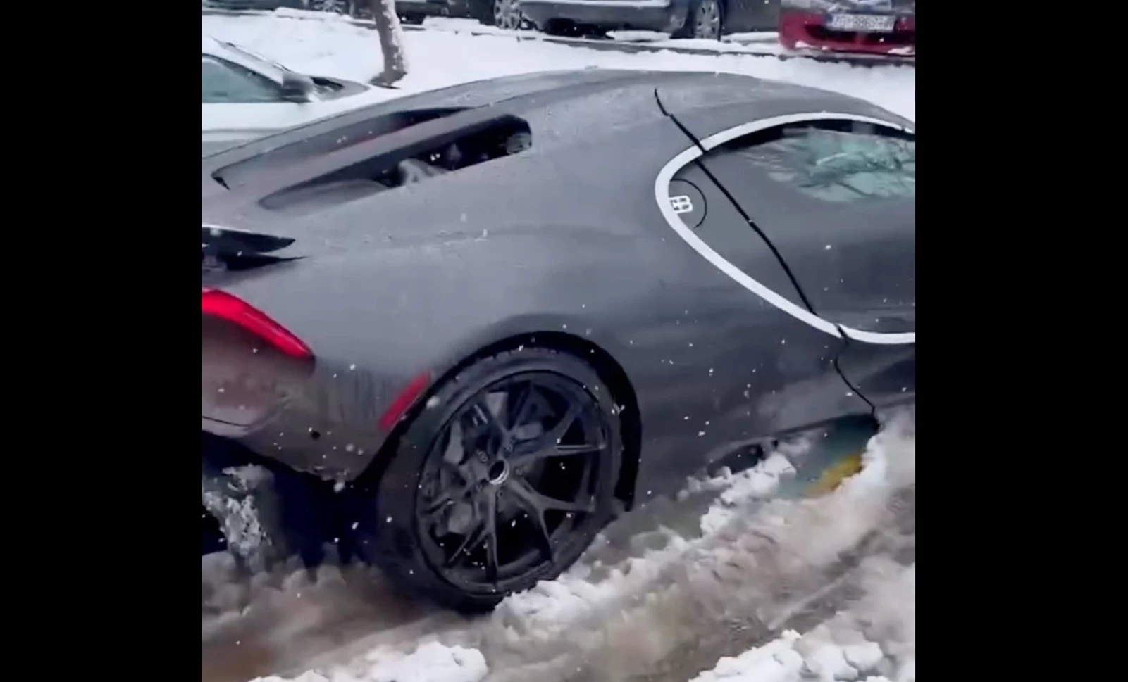 Bugatti Tourbillon snow